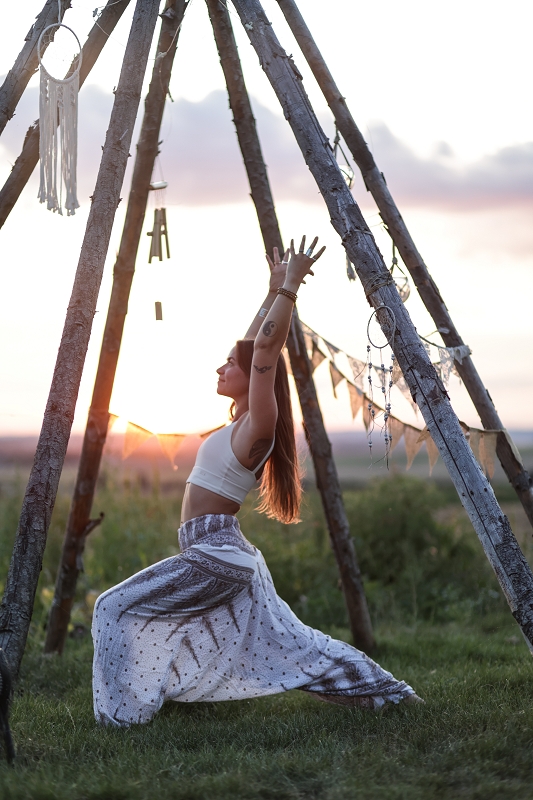 beltane yoga mondfest