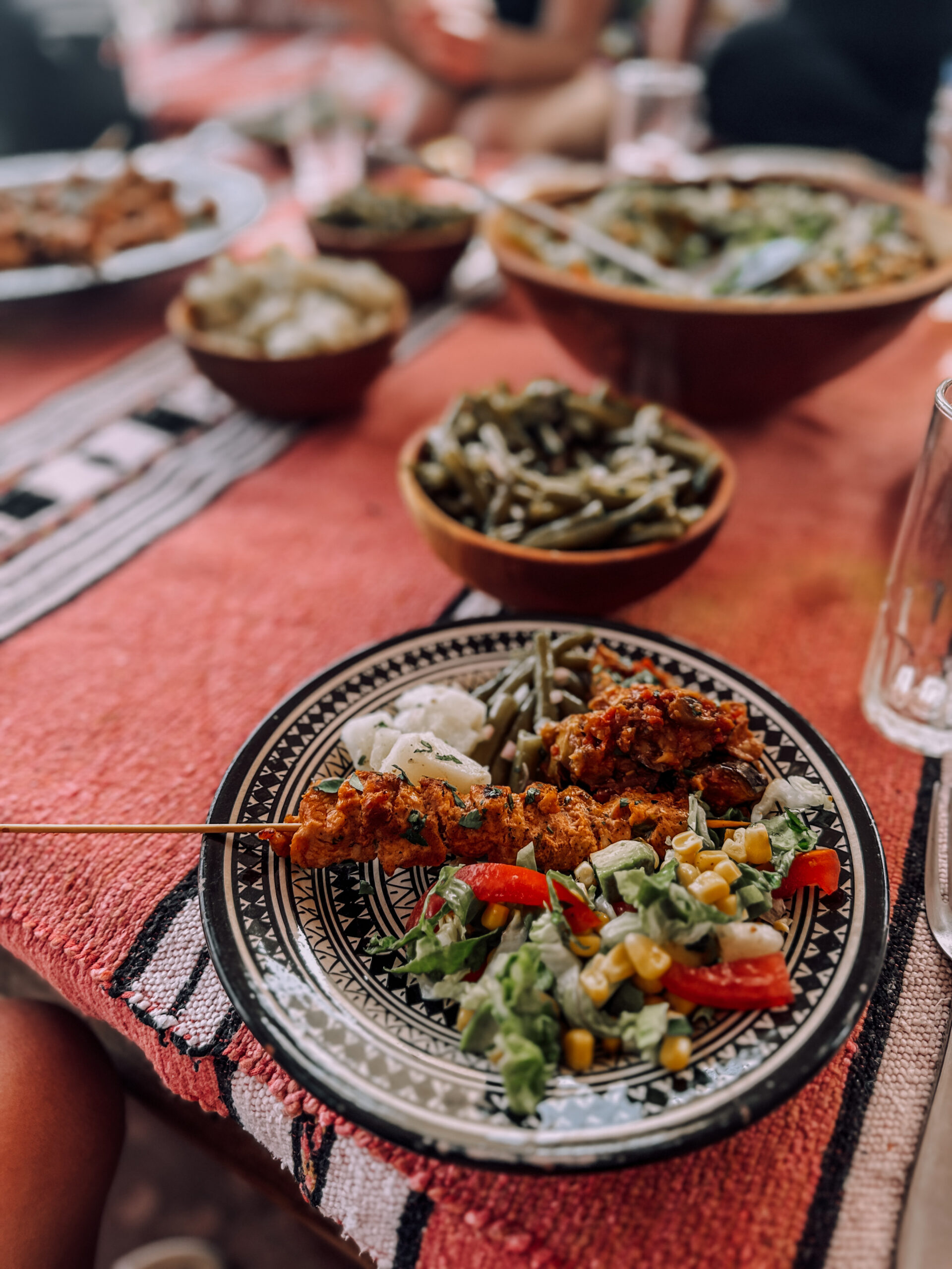 surf yoga retreat marokko food