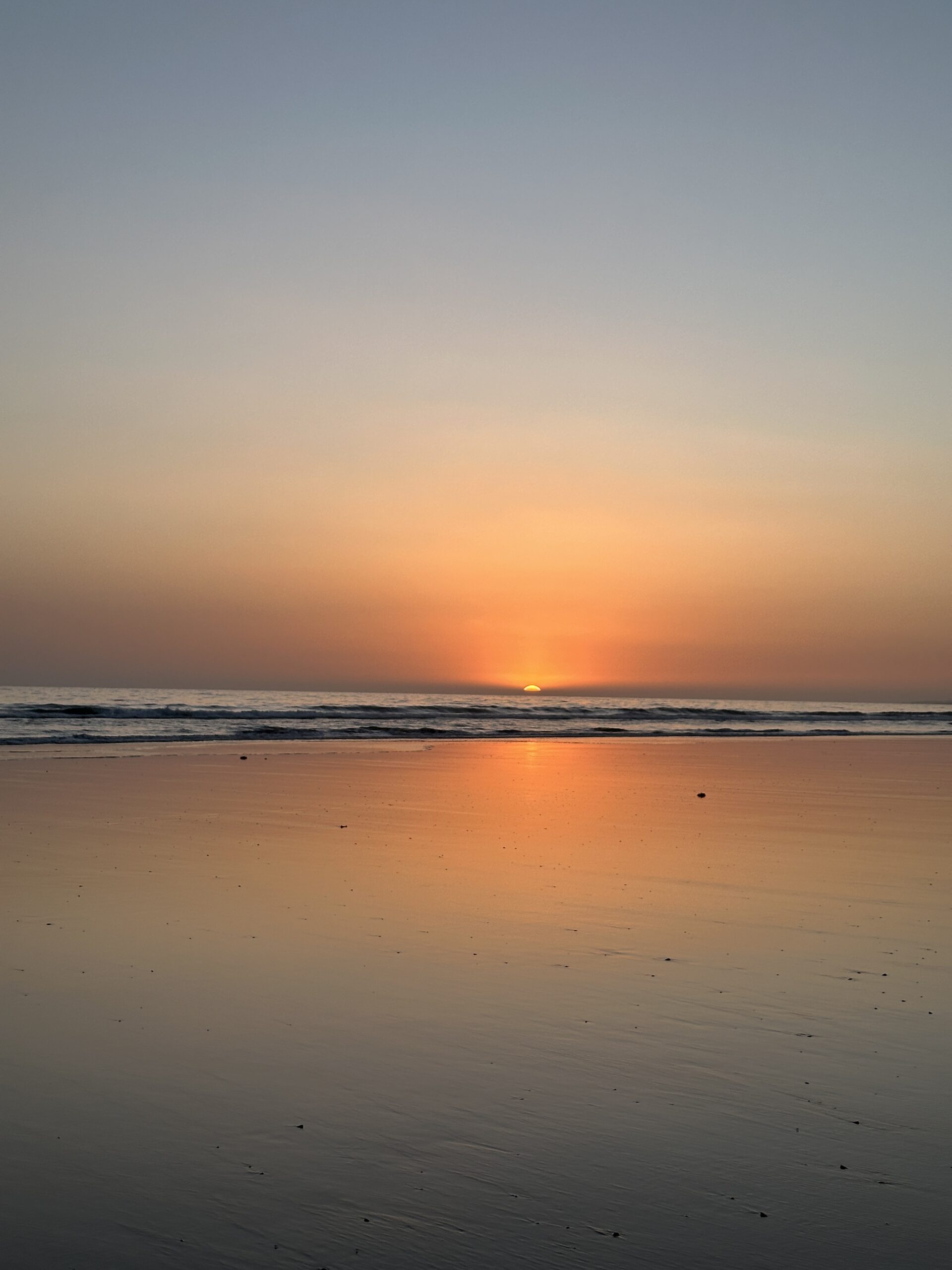 surf yoga retreat marokko april sonnenuntergang