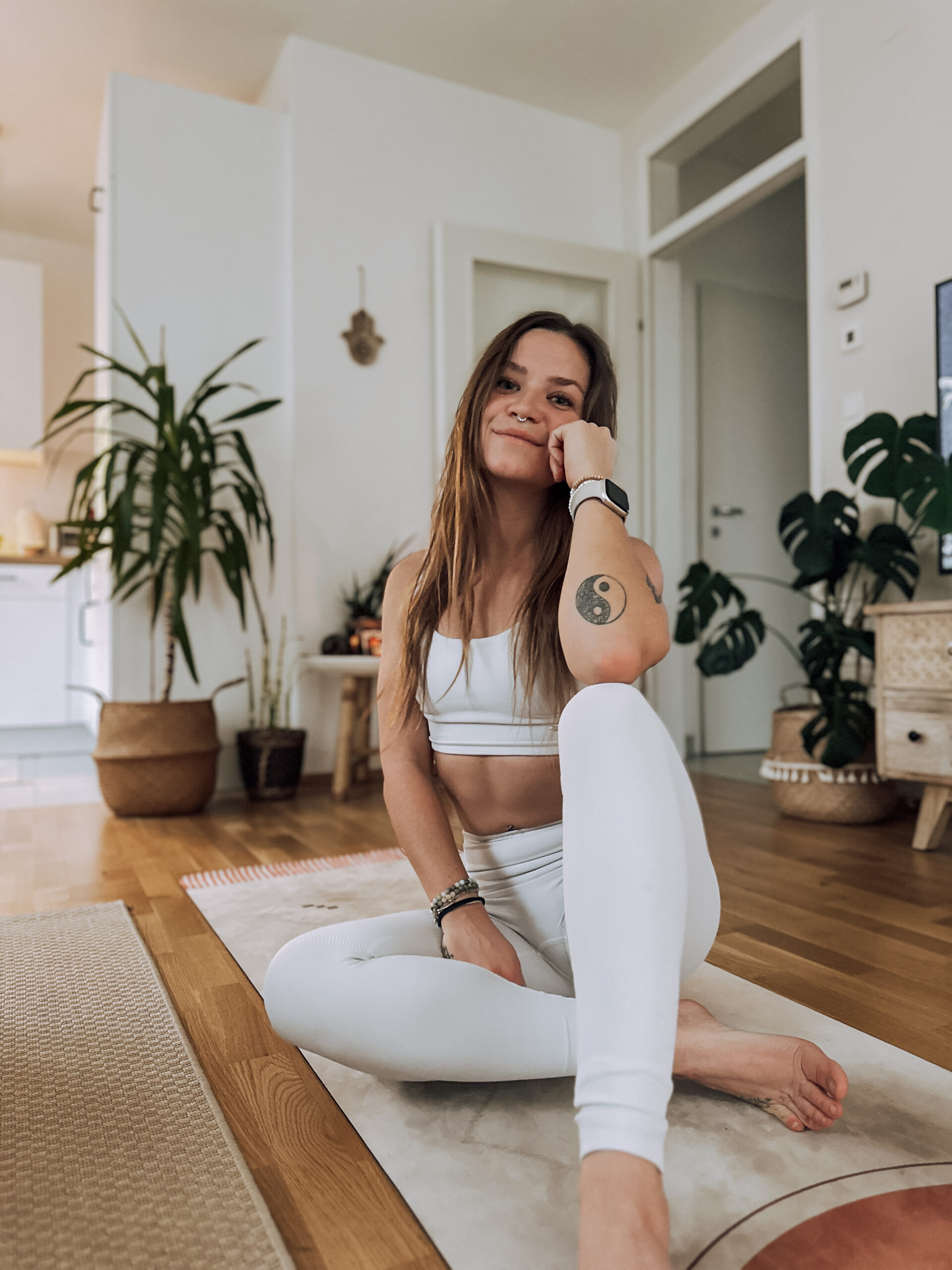 alice_morgenyoga_sonne_balance_energie alice_yogalehrerin_sunrise_spirit_yoga_morgenritual online